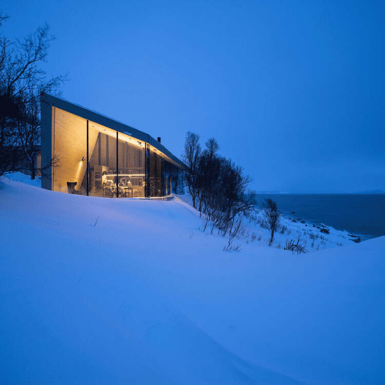 Aurora Lodge Chalet by Snorre Stinessen
Golden Design Award winner in 2020 - 2021 Architecture, Building and Structure Design Award Category